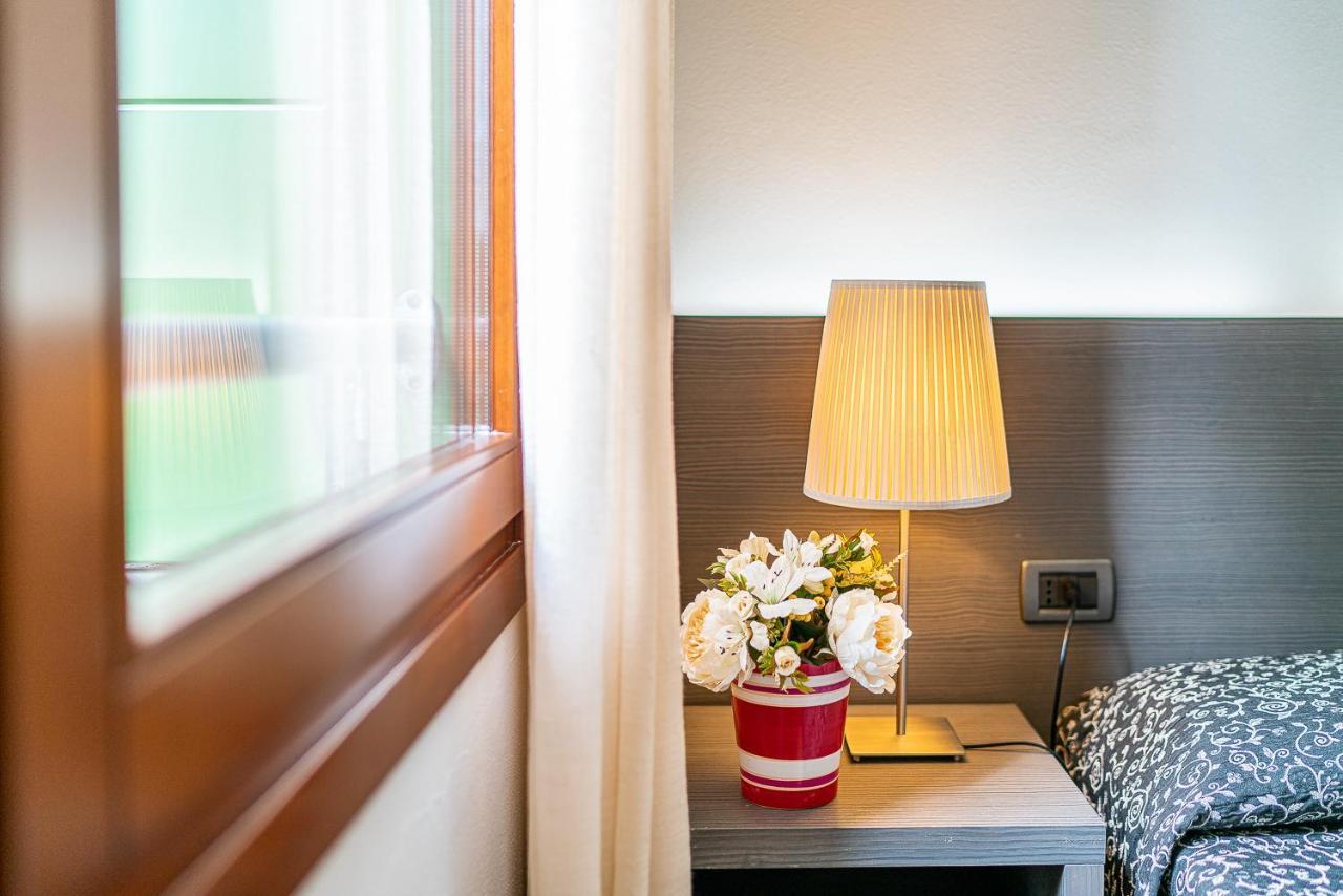 Hotel La Pergola Lignano Sabbiadoro Exteriér fotografie