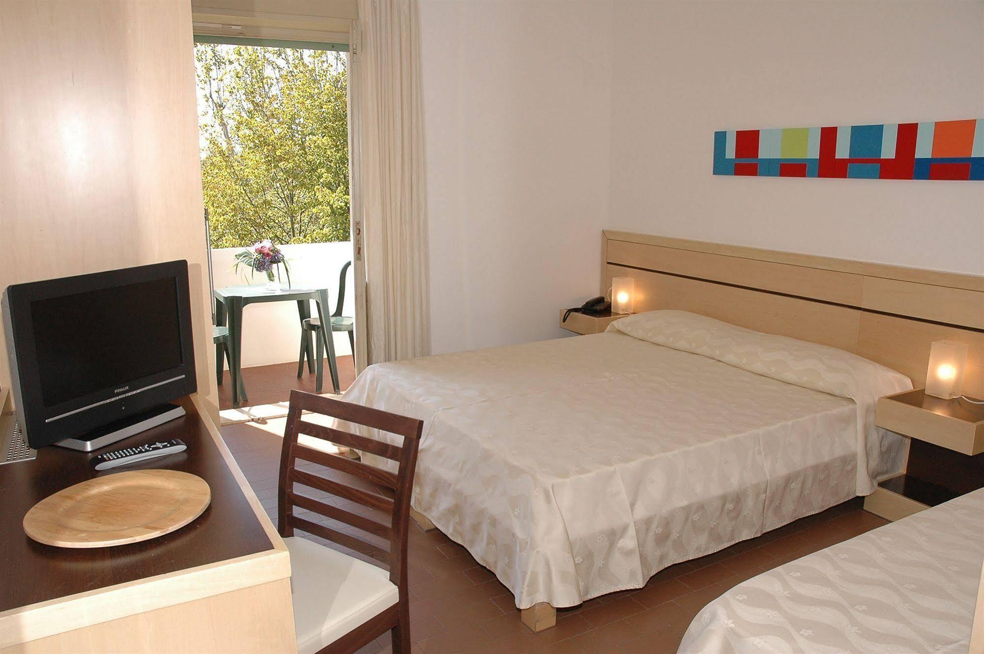 Hotel La Pergola Lignano Sabbiadoro Exteriér fotografie